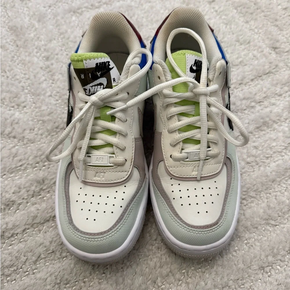 Air Force 1 Shadow SE Pixel Swoosh Barely Green CV8480-300 - Size Women’s 7 - Picture 2 of 4